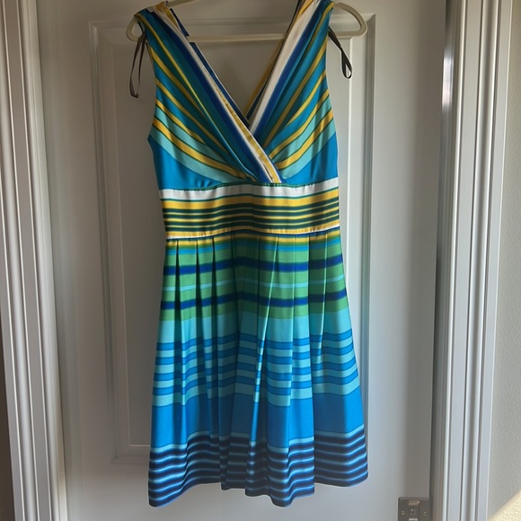 Beautiful Muse Dress - Picture 6 of 10